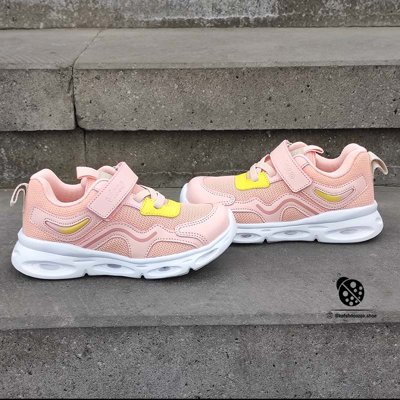 sport-shoes-2-2-1.jpg