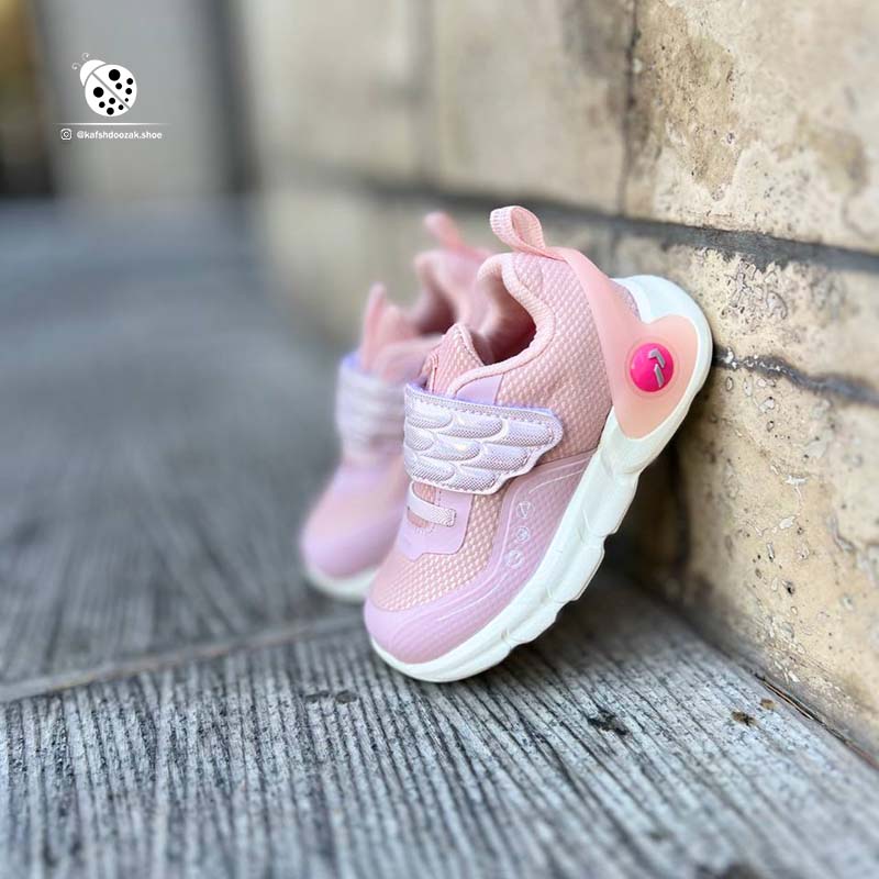 sport-shoes-3-6.jpg