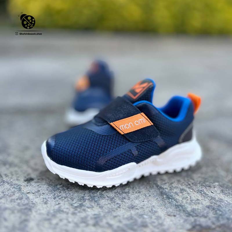 sport-shoes-4-1-3.jpg